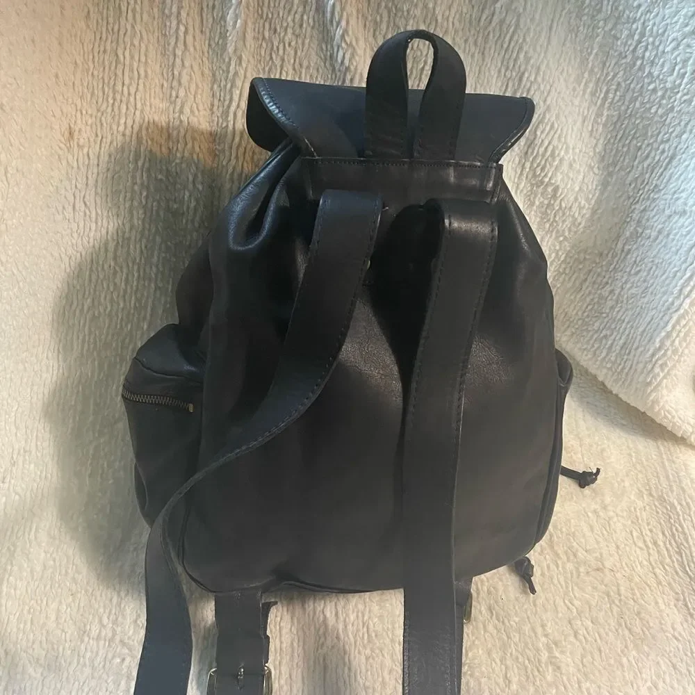 Vintage 1999 ncaa final tour Tampa bay backpack embossed front pocket